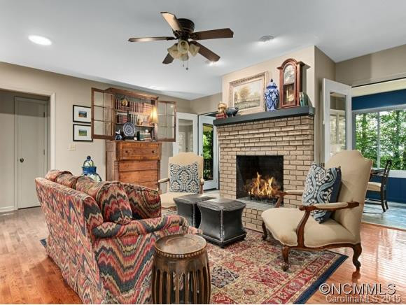 725 GREENWOOD DRIVE - Photo 5