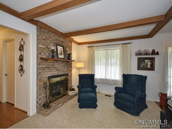 145 SURRY LANE - Photo 2