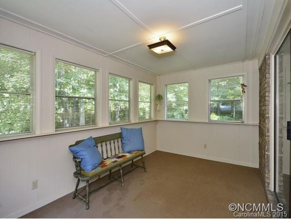 145 SURRY LANE - Photo 6