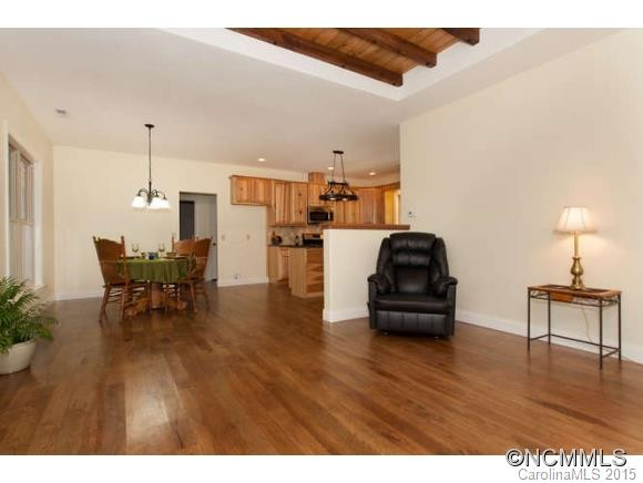 27 WHISPER WILLOW DRIVE - Photo 5
