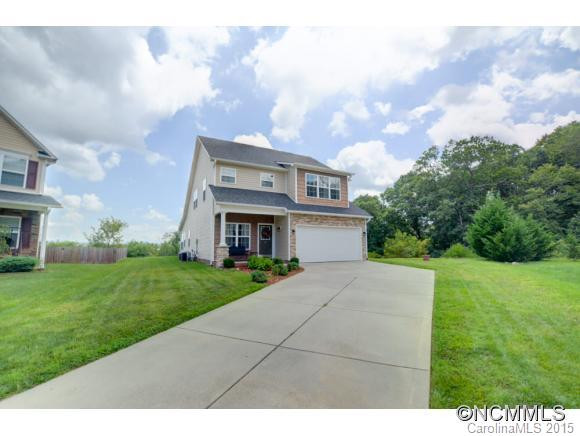 16 Stonebury Drive