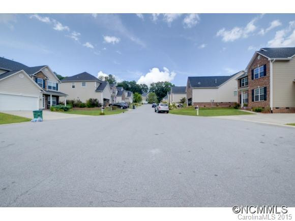 16 Stonebury Drive - Photo 2