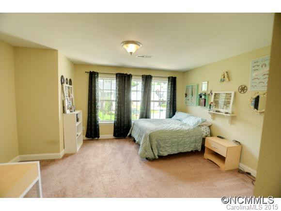 16 Stonebury Drive - Photo 12