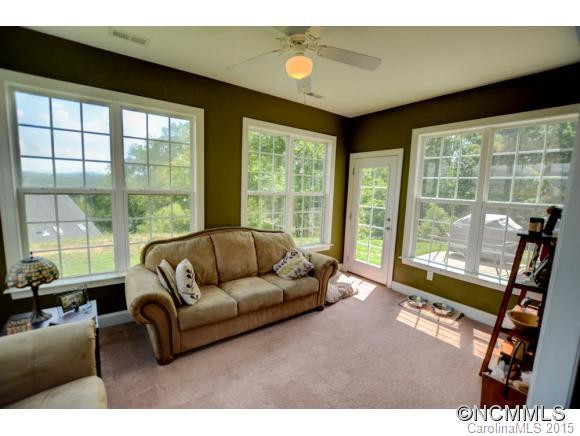 16 Stonebury Drive - Photo 7