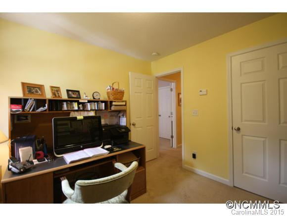 413 Wildbriar Road - Photo 14