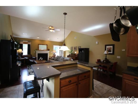 413 Wildbriar Road - Photo 3