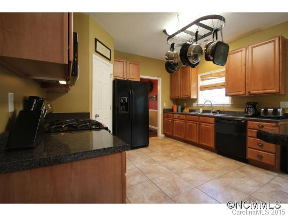 413 Wildbriar Road - Photo 4