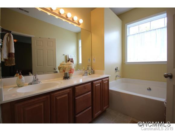 413 Wildbriar Road - Photo 8