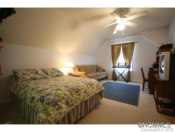 413 Wildbriar Road - Photo 10