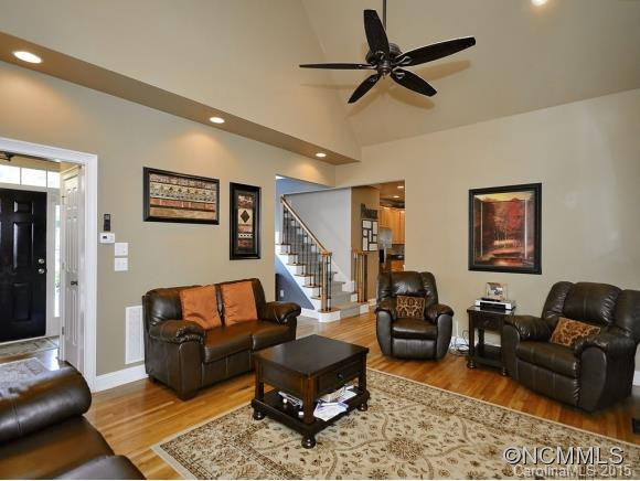 55 BOWENTERRA DRIVE - Photo 6