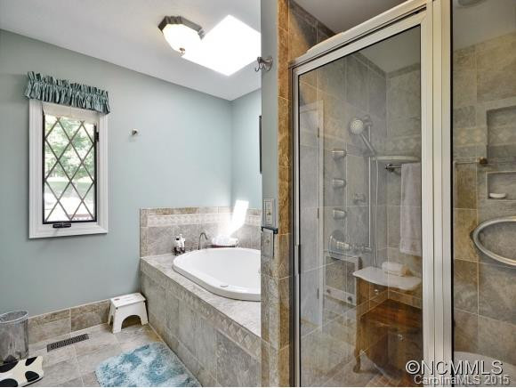 892 HIGH VISTA DRIVE - Photo 16