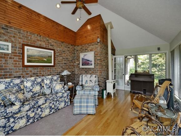892 HIGH VISTA DRIVE - Photo 18
