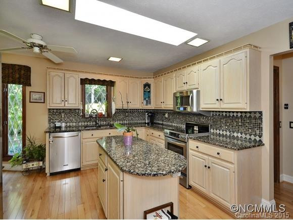 892 HIGH VISTA DRIVE - Photo 8