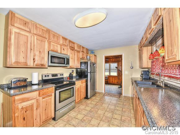 395 Tarheel Drive - Photo 5