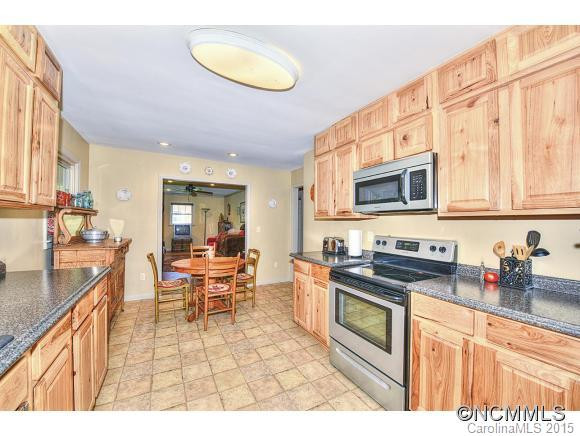 395 Tarheel Drive - Photo 7