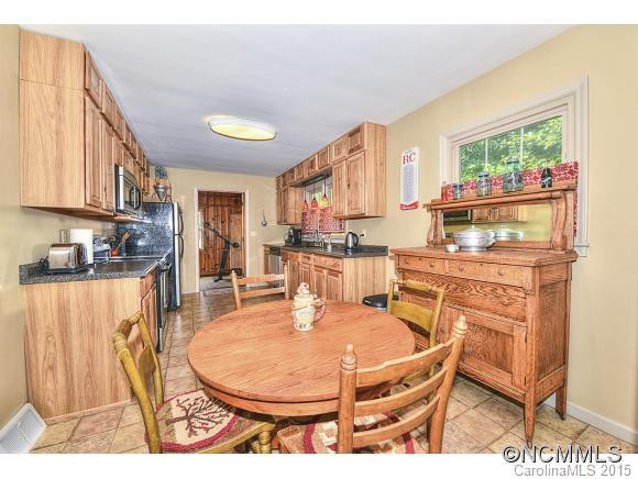 395 Tarheel Drive - Photo 8