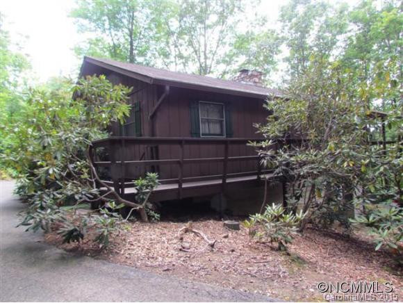 208 Sunset Drive - Photo 2