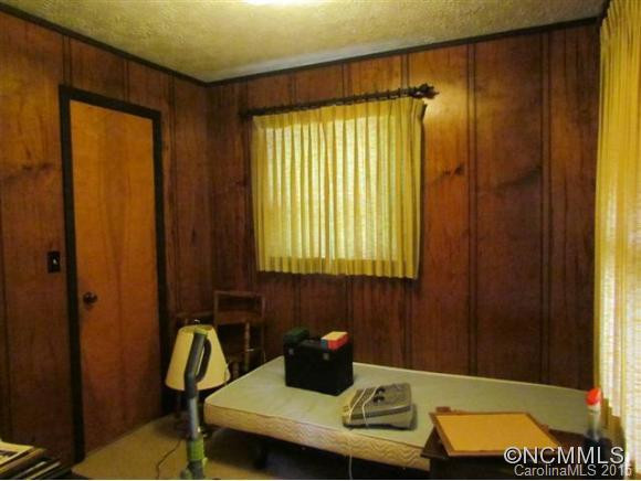 208 Sunset Drive - Photo 9