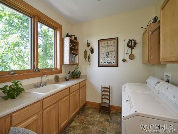 42 DAKOTA COURT - Photo 12
