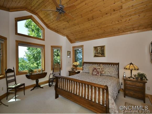 42 DAKOTA COURT - Photo 14