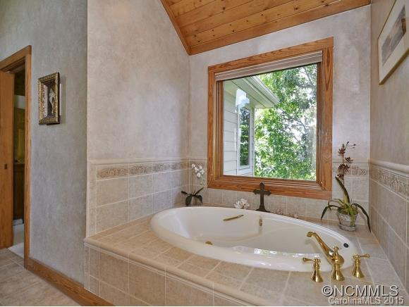 42 DAKOTA COURT - Photo 16