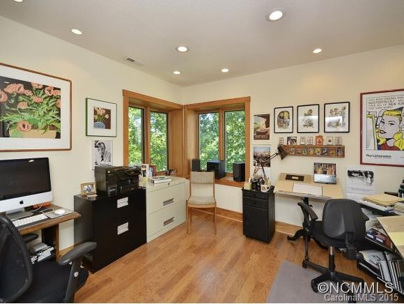 42 DAKOTA COURT - Photo 18