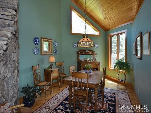 42 DAKOTA COURT - Photo 3