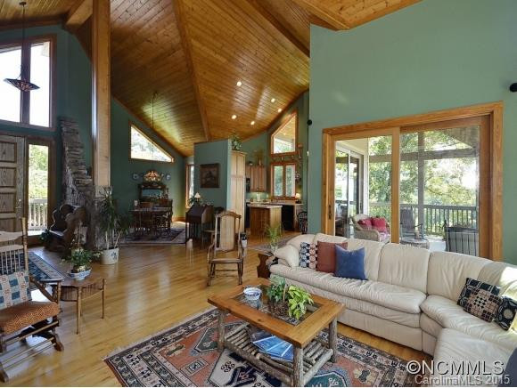 42 DAKOTA COURT - Photo 8