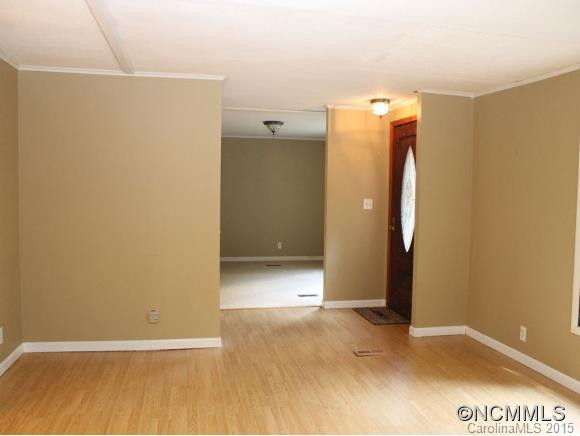243 Montgomery Place - Photo 2