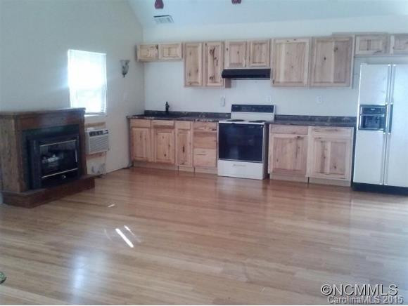 160 Mackey Freeman - Photo 2