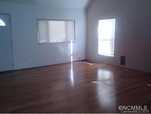 160 Mackey Freeman - Photo 4