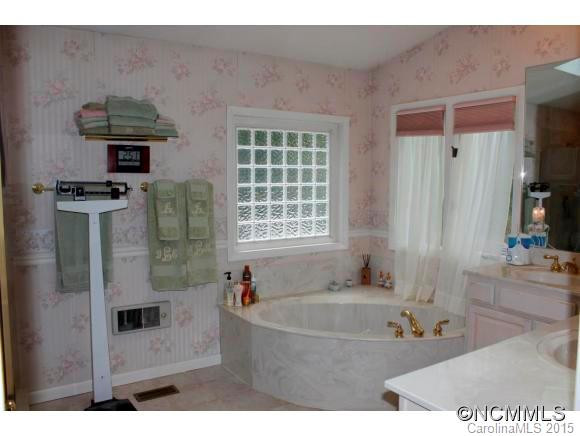 6 Sweetwater Oaks Drive #3-R - Photo 14