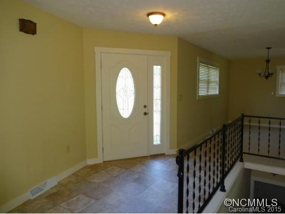 34 Hayley Lane - Photo 5