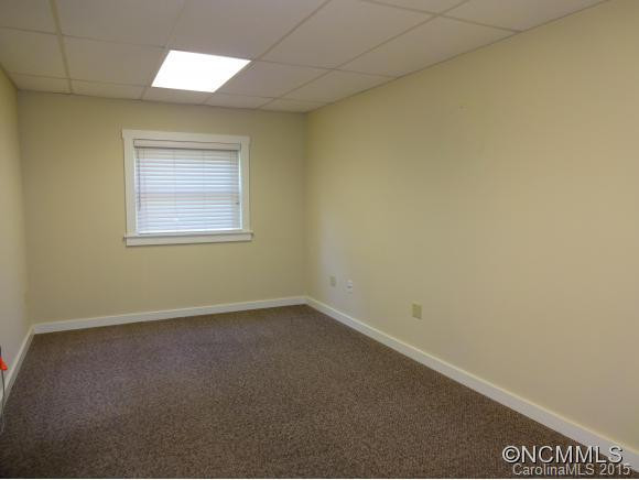34 Hayley Lane - Photo 8