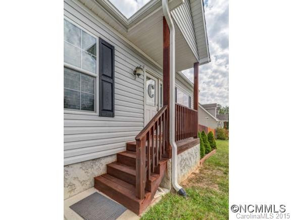 24 Newberry Drive - Photo 2