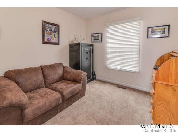 24 Newberry Drive - Photo 13