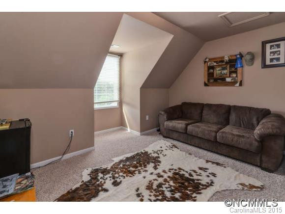 24 Newberry Drive - Photo 15