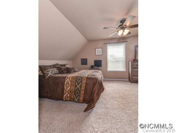 24 Newberry Drive - Photo 18