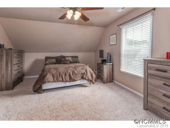 24 Newberry Drive - Photo 19