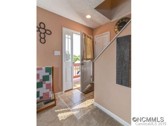 24 Newberry Drive - Photo 3