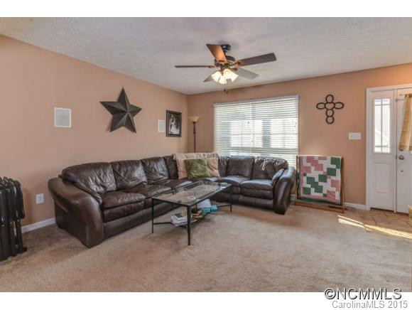 24 Newberry Drive - Photo 6
