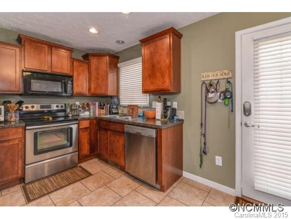 24 Newberry Drive - Photo 10