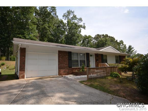 13 Evelake Drive