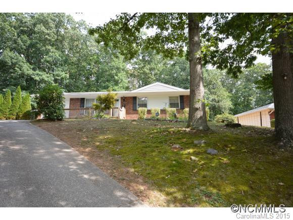 13 Evelake Drive - Photo 2