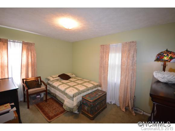 13 Evelake Drive - Photo 12