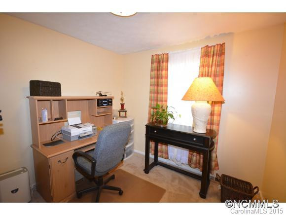 13 Evelake Drive - Photo 13