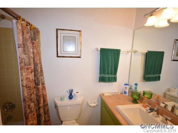 13 Evelake Drive - Photo 15