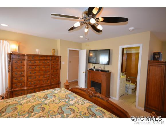 13 Evelake Drive - Photo 16