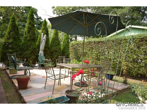 13 Evelake Drive - Photo 3