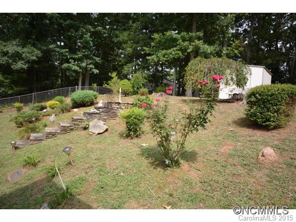 13 Evelake Drive - Photo 4
